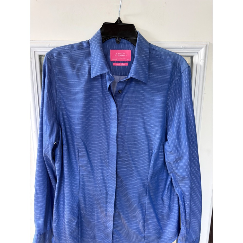 Charles Tyrwhitt women's 12 fitted button down dress shirt blue microdot no iron